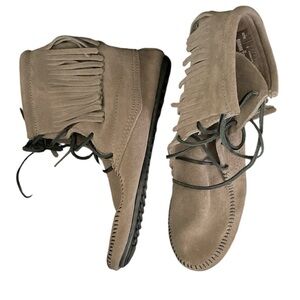 Minnetonka gray Fringed Suede Ankle Boots